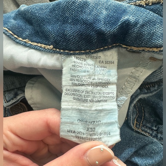 Wrangler Bootcut Jeans - Picture 3 of 3